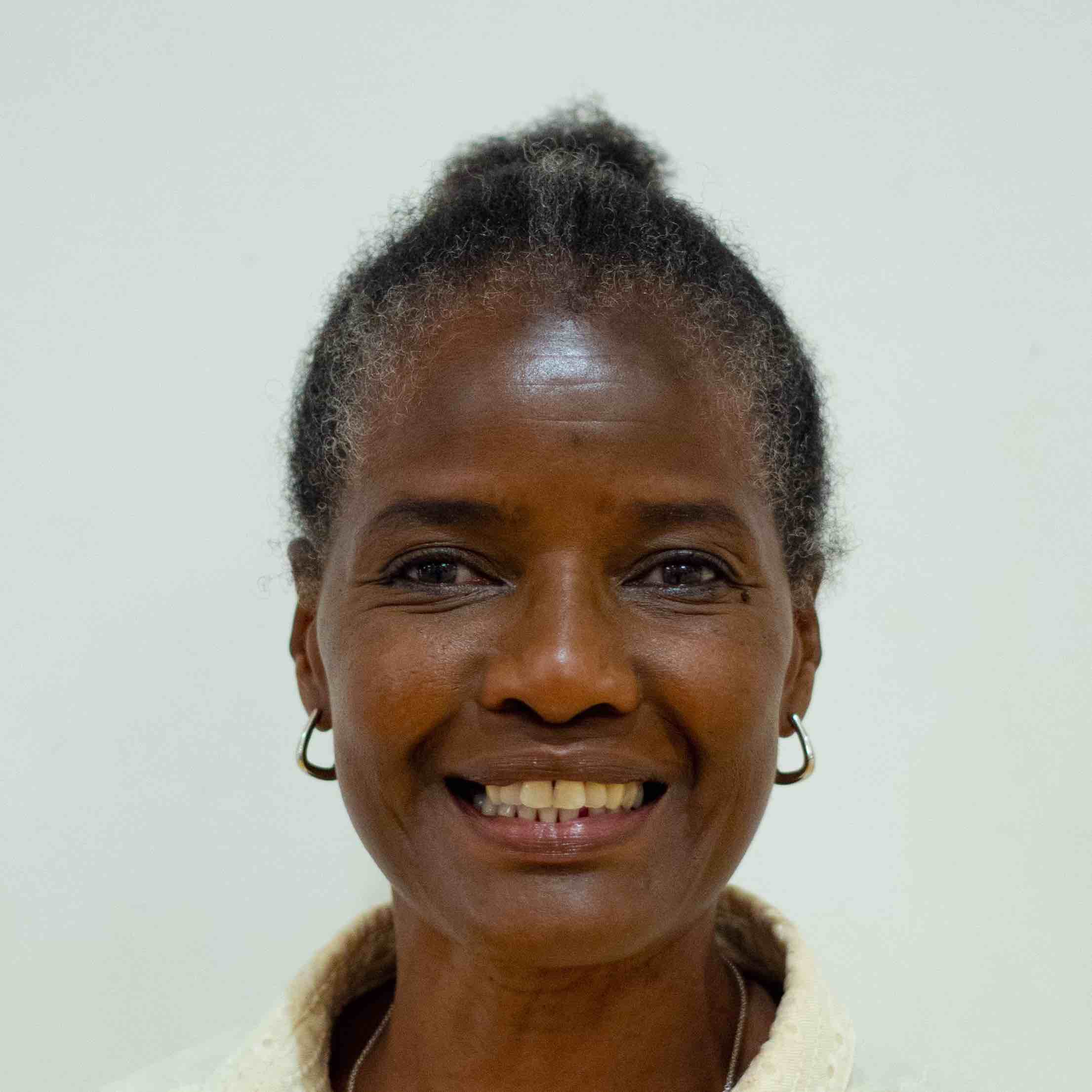 Paulette Griffiths as Prof Dwarf
